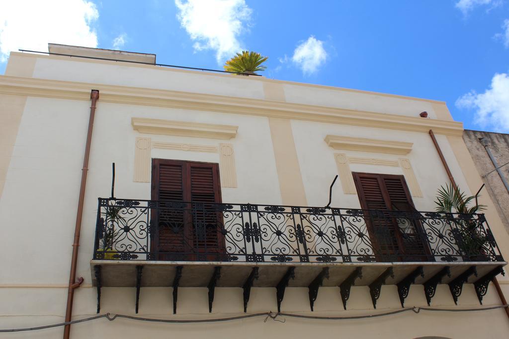 Terrazza In Palazzo Taormina Villa Кастеламаре дел Голфо Екстериор снимка